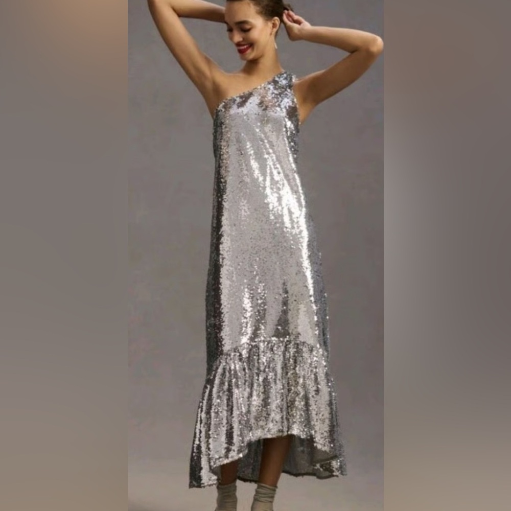 Anthropologie One-Shoulder Sequin Dress in Silver Size S NWT